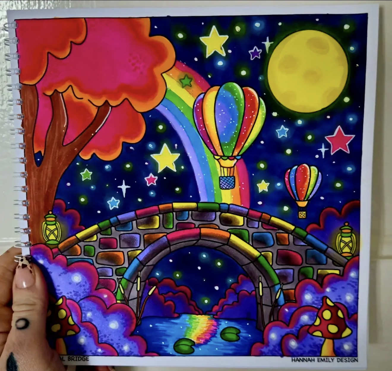 Dreamy Days Colouring Book